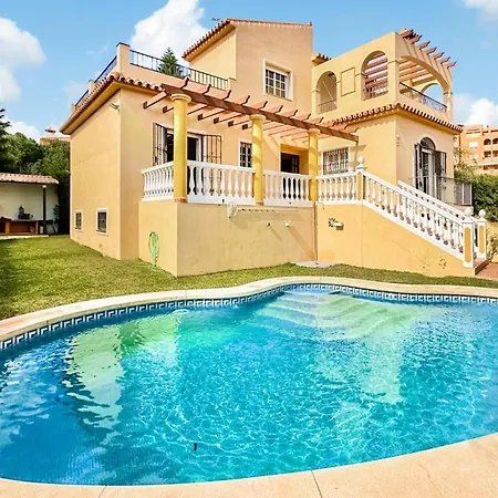 4 Bedroom Amazing In * Rincón de la Victoria