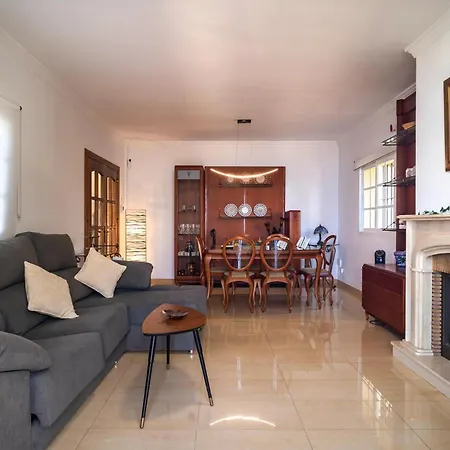 Tatil Evi 4 Bedroom Amazing In Rincón de la Victoria